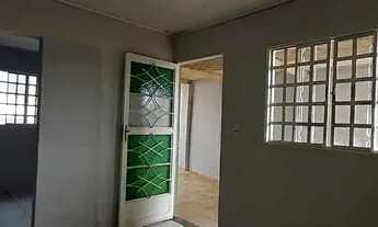 Imagem 6: Casa com 2 dormitórios para alugar, 70 m² por R$ 680,00/mês - Leonor - Londrina/PR