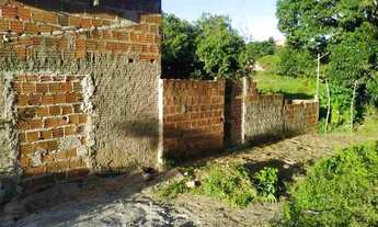 Imagem 2: Terreno no loteamento Santa Cecília