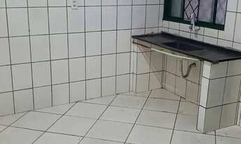 Imagem 5: CASA SETOR UNIÃO COM 3 QUARTOS VARANDA FRENTE PRAÇA PROX A AV T-9 OPORTUNIDADE ÚNICA