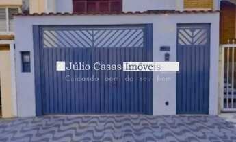 Imagem: Casa á venda com 3 quartos, 220,00 m2