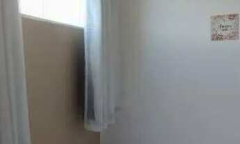 Imagem 2: Quarto aconchegante