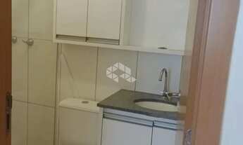 Imagem 7: Apartamento com dois quartos, suíte, sacada com churrasqueira e vaga