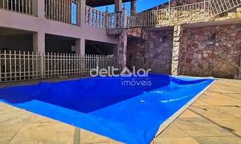 Imagem 4: Casa com 05 quartos sendo 4 suítes, lazer com piscina e 04 vagas de garagem Bairro São Joã