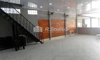 Imagem 4: Salão de Festas com Piscina e Churrasqueira, 240 m², Rua Ribeiro de Andrade - Bangu