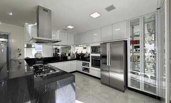 Imagem 3: Sobrado de 290 m² com 04 quartos à venda por R$ 3.500.000 - Jardins Madri - Goiânia/GO