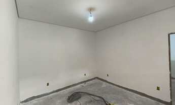 Imagem 5: CASA EM FASE DE ACABAMENTO