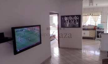 Imagem 2: Casa - Venda - Parque dos Príncipes - Jacareí - 2 dormitórios - 2 vagas de garagem - 2 ban