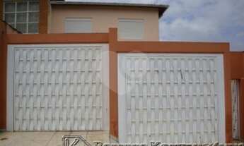 Imagem: Casa com 03 Dormitórios à venda com 318m²