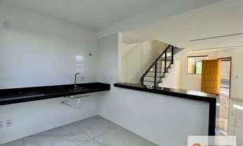 Imagem 4: Casa geminada de esquina com entrada independente com 3 quartos sendo 01 com suite à venda