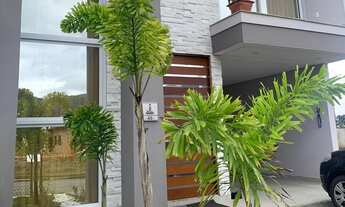 Imagem 2: Casa luxuosa mobiliada em condomínio fechado para venda com 198 m² na grande Florianópolis