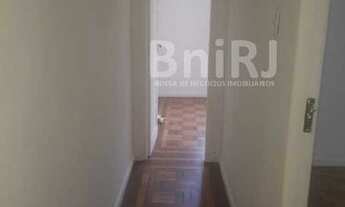 Imagem 8: TIJUCA - Amplo apartamento 2 quartos em excelente localização