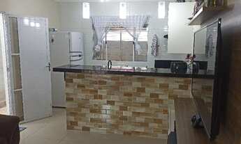 Imagem 3: Casa Residencial com 2 dorms. no Bosque dos Eucaliptos!!