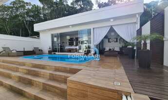 Imagem: Luxuosa Casa Mobiliada com Edícula e Piscina