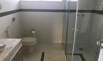 Imagem 2: Toda reformada. Muito espaçosa e bem distribuida. Ao lado do Jardim Botânico e CAMPUS da U