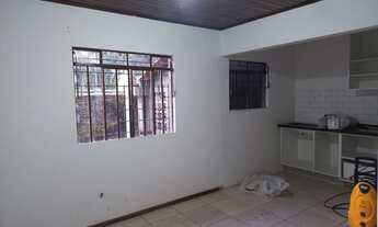 Imagem 5: Casa com 2 dormitórios para alugar, por R$ 1.500/mês - Uberaba - Curitiba/PR