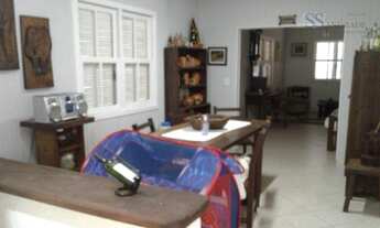 Imagem: Casa na praia Massaguaçu, faz fundo com