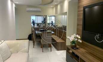 Imagem 2: Apartamento para venda possui 77 metros quadrados com 2 quartos em Icaraí - Niterói - RJ