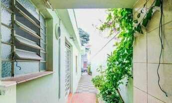 Imagem 5: Casa térrea localizada em rua de quarteirão