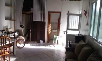 Imagem 5: CASA 4 Dormitórios com 2 vagas de garagem Bairro Gloria