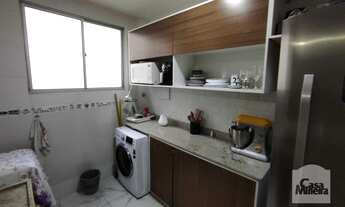 Imagem 7: Apartamento à Venda - Cabral, 2 Quartos, 45 m²