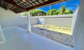 Imagem 4: Casa de esquina com amplo terreno e 3 suítes!