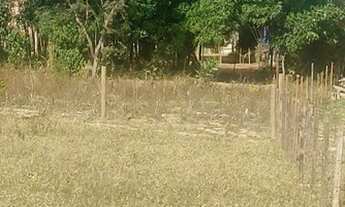 Imagem: Lote cercado de 1.460m2