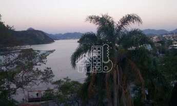 Imagem 3: Casa com 9 dormitórios à venda, 400 m² por R$ 2.500.000,00 - Piratininga - Niterói/RJ