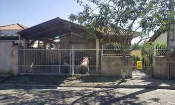 Imagem 2: Casa para venda com 3 quartos no Centro - Tijucas - SC