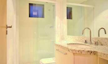 Imagem 7: Apartamento 2 dormitórios com suíte e 2 vagas no Champagnat / Bigorrilho