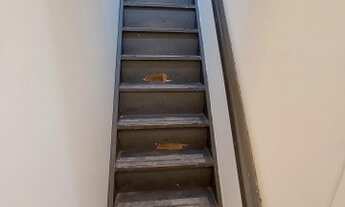 Imagem 6: Bela loja no 2º andar do Shopping da Gávea, bem localizada loja, com piso laminado em tom