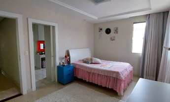 Imagem 6: Duplex de alto padrão, com 4 quartos e ótima localização em Maria das Graças