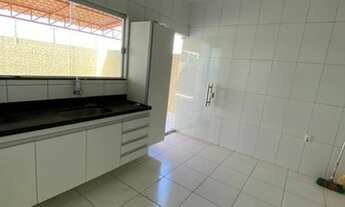 Imagem 6: Casa com 4/4 sendo 2 Suítes, no Parque Ipê