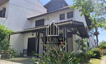 Imagem: PORTO ALEGRE - Casa Padrão - Cavalhada