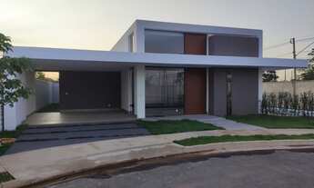 Imagem 5: CASA NO PRIMOR DAS TORRES - 3 SUÍTES