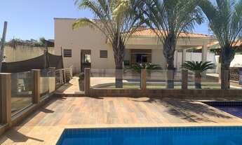 Imagem 2: Casa com 2 quartos à Venda - Belvedere