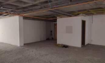 Imagem 5: Sala ampla com 232,77m², 7 vagas de garagem no Edf. Salvador Office e Pool