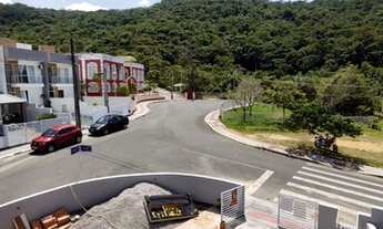 Imagem 4: Sobrado para venda com 90 metros quadrados com 2 quartos em Potecas - São José - SC