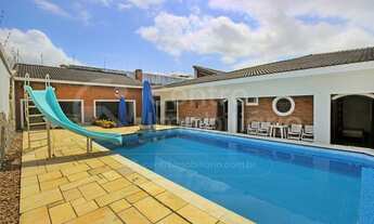 Imagem 2: CASA com piscina e 4 quartos em Peruíbe, no bairro Jardim Ribamar