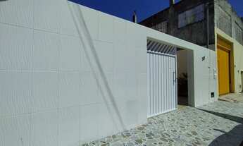 Imagem 4: Vendo - Casa no Aeroporto - 2/4 sendo 1 suíte