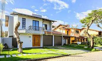 Imagem 6: Casa para venda com 350 metros quadrados com 4 quartos.