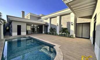 Imagem: Casa Térrea Neo Clássica Condomínio Florais