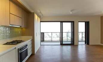 Imagem 3: Vila Madalena. Rua Girassol. 1 suíte com closet. 1 vaga. Piscina. 1 vaga