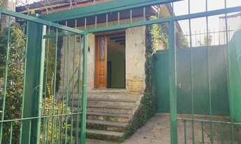 Imagem 2: Casa de 02 dormitórios, com vaga de garagem, no bairro Partenon, para locação