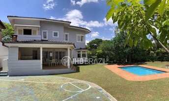 Imagem 3: Alphaville 05 - Casa com 3 suítes à venda por R$ R$ 2.900.000, e locação R$ 13.800