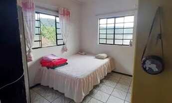 Imagem 2: Casa em Jaraguá do Sul, 3 quartos, sala, cozinha,banheiro, garagem para dois carros