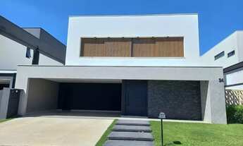 Imagem 2: Sobrado Golfe - Oportunidade -4 suítes