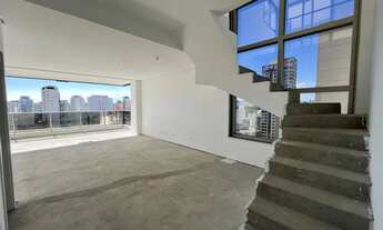 Imagem 2: Cobertura duplex à venda em Moema com piscina privativa, 4 suítes, 4 vagas e depósito priv