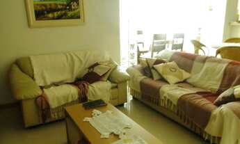 Imagem 4: 1 por andar. 2 garagens