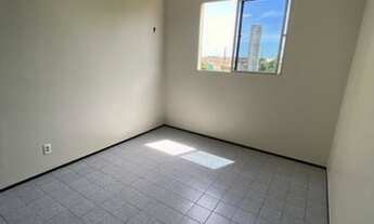 Imagem 3: Apartamento com 3 dormitórios para alugar, 60 m² por R$ 800,00/mês - Parque São José - For