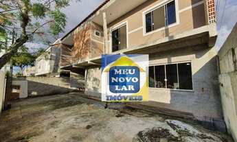 Imagem 2: Sobrado com 5 dormitórios à venda, 235 m² por R$ 680.000,00 - Fazendinha - Curitiba/PR